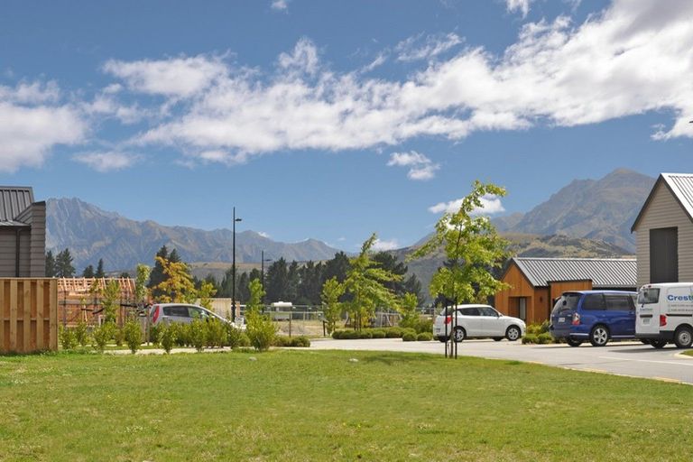 Photo of property in 24 Obelisk Street, Wanaka, 9305