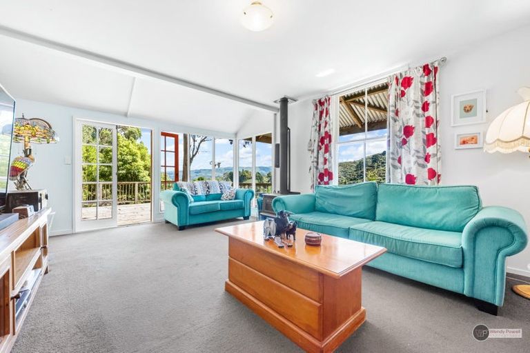 Photo of property in 10 Prebble Grove, Naenae, Lower Hutt, 5011