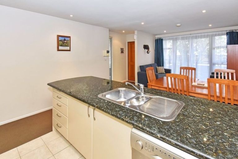 Photo of property in 11/8 Landscape Road, Papatoetoe, Auckland, 2025