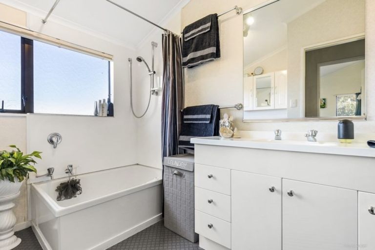 Photo of property in 88 Weka Street, Miramar, Wellington, 6022