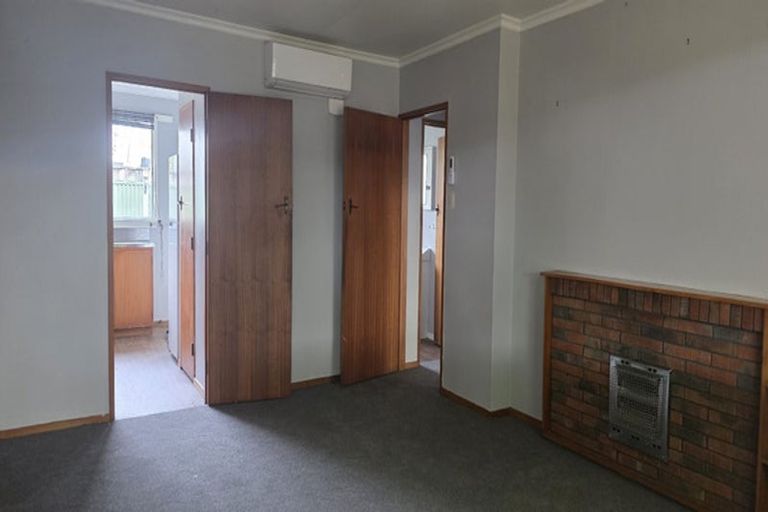 Photo of property in 2 Chaytor Street, West End, Palmerston North, 4410