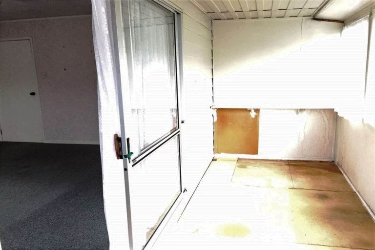 Photo of property in 2/15 Tasman Drive, Opaheke, Papakura, 2113