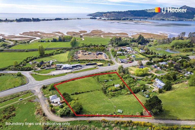 Photo of property in 287 Waikouaiti-waitati Road, Evansdale, Waikouaiti, 9471