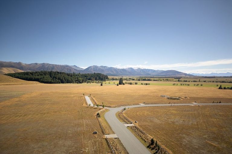 Photo of property in 25 Musterers Way, Ben Ohau, Twizel, 7999