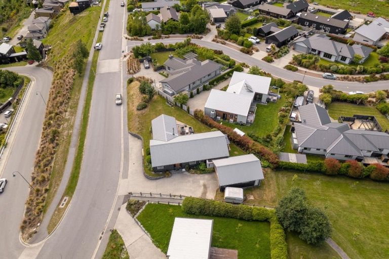 Photo of property in 6 Morning Star Terrace, Arthurs Point, Queenstown, 9371