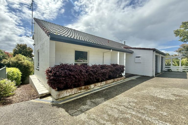 Photo of property in 26a Tower Hill, Stanmore Bay, Whangaparaoa, 0930