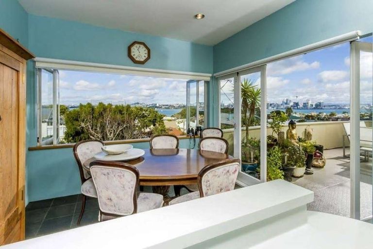 Photo of property in 15 Kerr Street, Devonport, Auckland, 0624