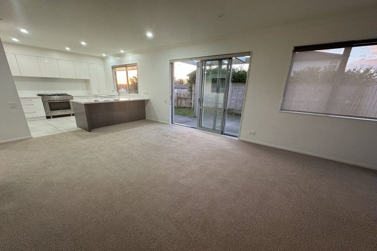 Photo of property in 9 Bellagio Way, Flat Bush, Auckland, 2019