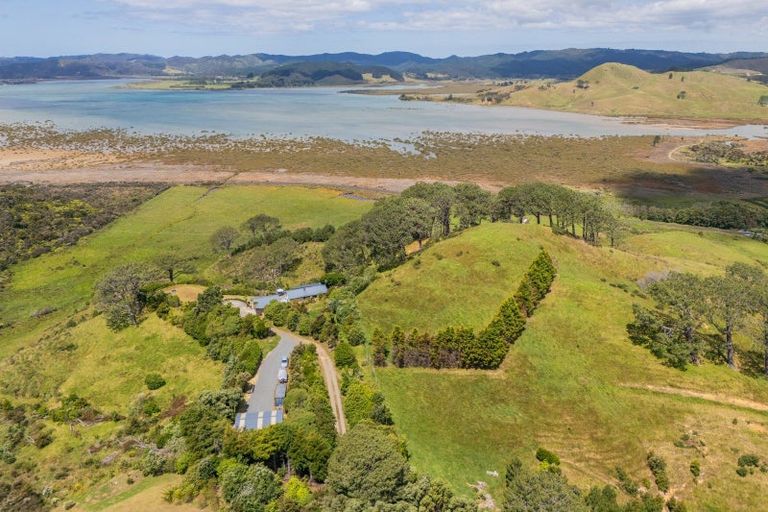 Photo of property in 108 Horongaherehere Row, Te Rerenga, Coromandel, 3582