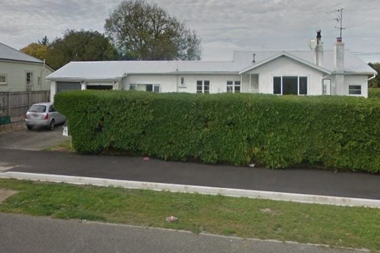 Photo of property in 13 Wyndham Street, Carterton, 5713