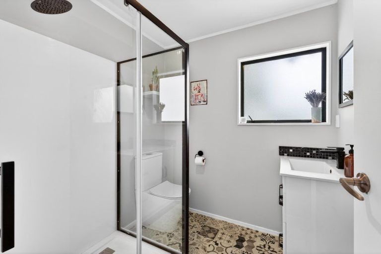 Photo of property in 804 Lyell Street, Akina, Hastings, 4122