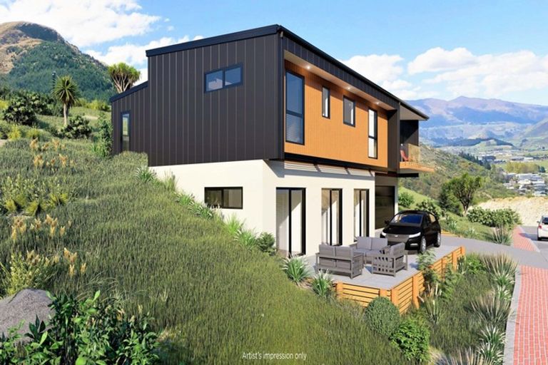 Photo of property in 8 Florence Close, Queenstown Hill, Queenstown, 9300