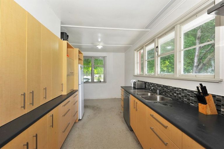 Photo of property in 3 Main South Road, Sockburn, Christchurch, 8042