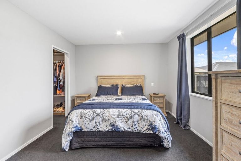 Photo of property in 84 Watkins Drive, Rangiora, 7400