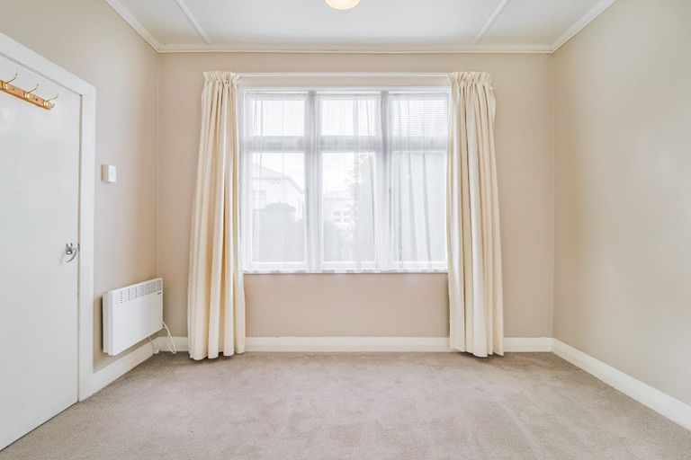 Photo of property in 26 Peel Street, Mornington, Dunedin, 9011