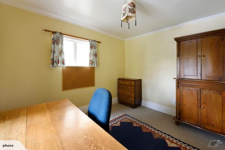 Photo of property in 143 Tasman Street, Nelson, 7010