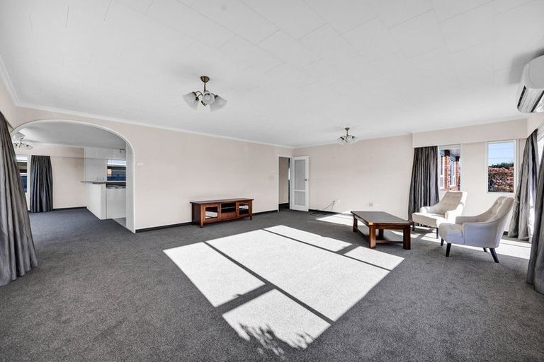Photo of property in 25 Victoria Street, Hawera, 4610
