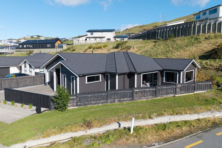 Photo of property in 131 Melksham Drive, Churton Park, Wellington, 6037