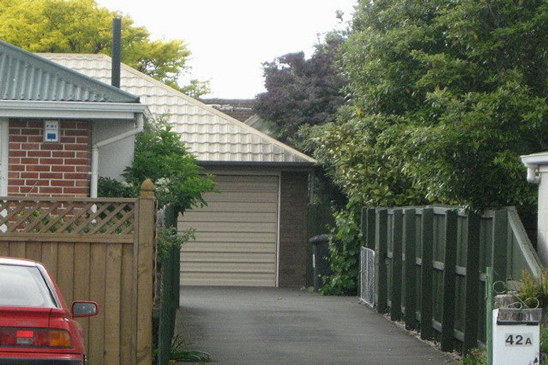 Photo of property in 42a Grimseys Road, Redwood, Christchurch, 8051