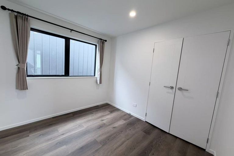 Photo of property in 37 Survila Street, Papakura, 2110