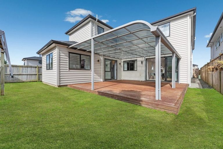 Photo of property in 32 Carrygawley Road, Flat Bush, Auckland, 2019