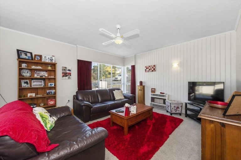 Photo of property in 5 Westney Place, Forest Lake, Hamilton, 3200