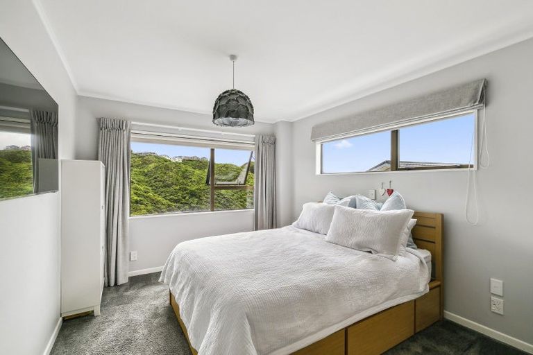 Photo of property in 35 Raumati Terrace, Khandallah, Wellington, 6035