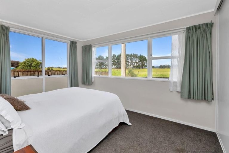 Photo of property in 37c Pyle Road West, One Tree Point, 0118