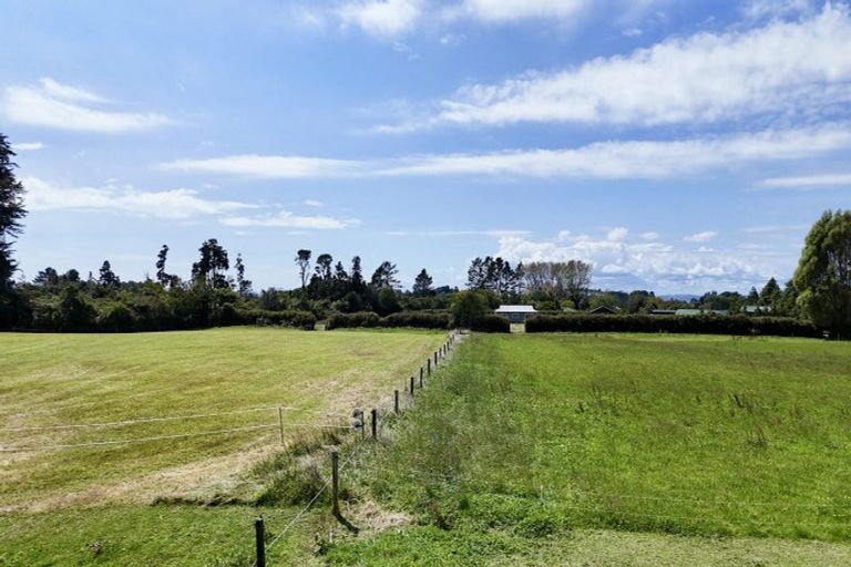 Photo of property in 114 Dudley Road Upper, Inglewood, 4386