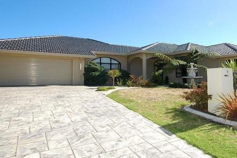 Photo of property in 3 Compass Court, Paraparaumu, 5032