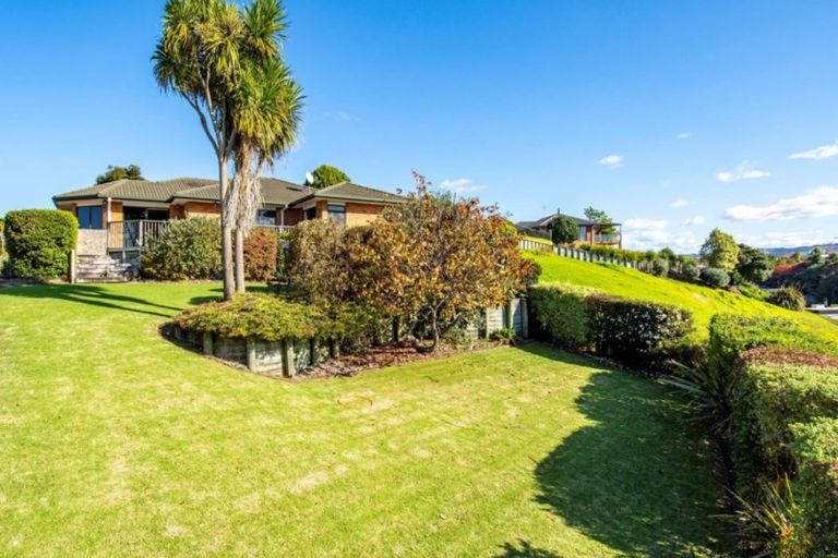 Photo of property in 14 Hallmark Rise, Bethlehem, Tauranga, 3110