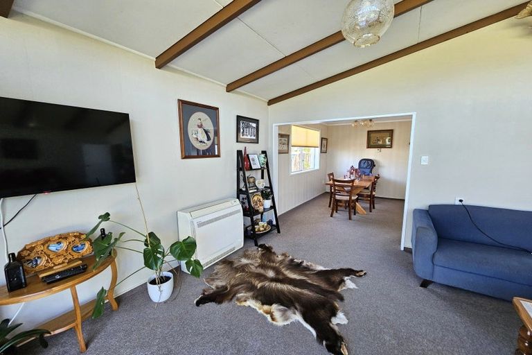 Photo of property in 21 Centennial Avenue, Balclutha, 9230