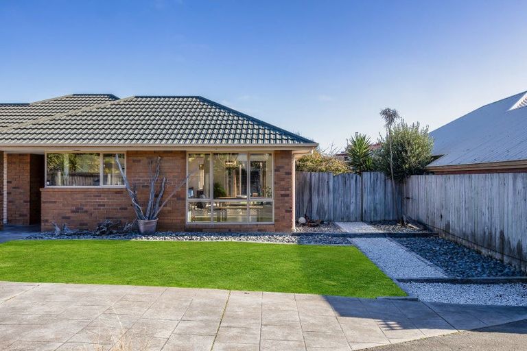 Photo of property in 16 Cockle Lane, Waimairi Beach, Christchurch, 8083