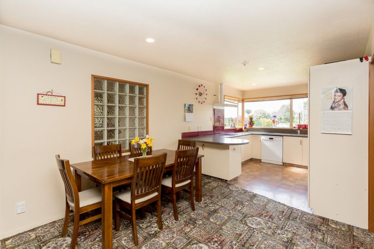 Photo of property in 14 Cataluna Place, Hei Hei, Christchurch, 8042