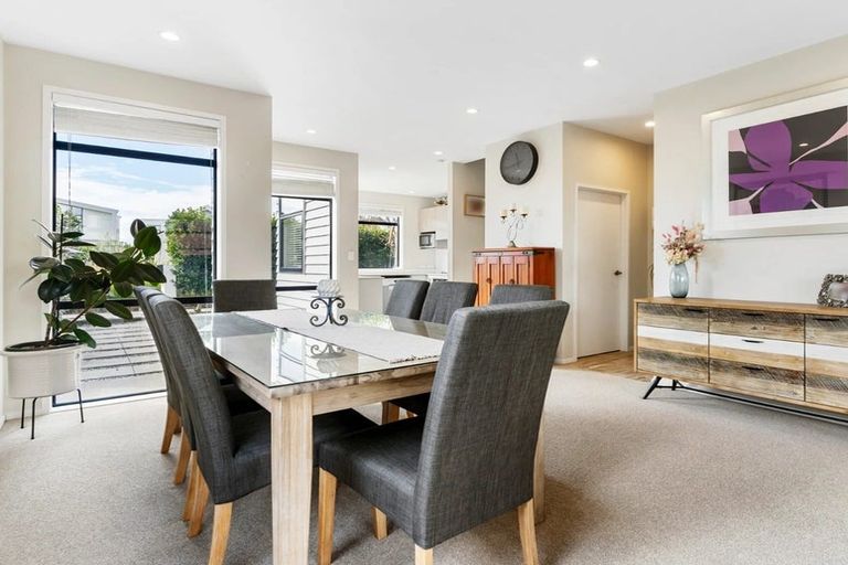 Photo of property in 46 Battalion Drive, Papakura, 2110