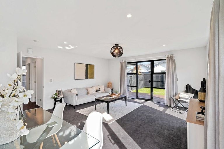 Photo of property in 18 Maka Lane, Halswell, Christchurch, 8025