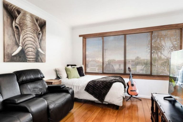 Photo of property in 55 Pitau Road, Mount Maunganui, 3116