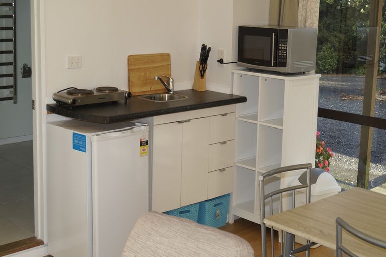 Photo of property in 836b Pungaere Road, Waipapa, 0295