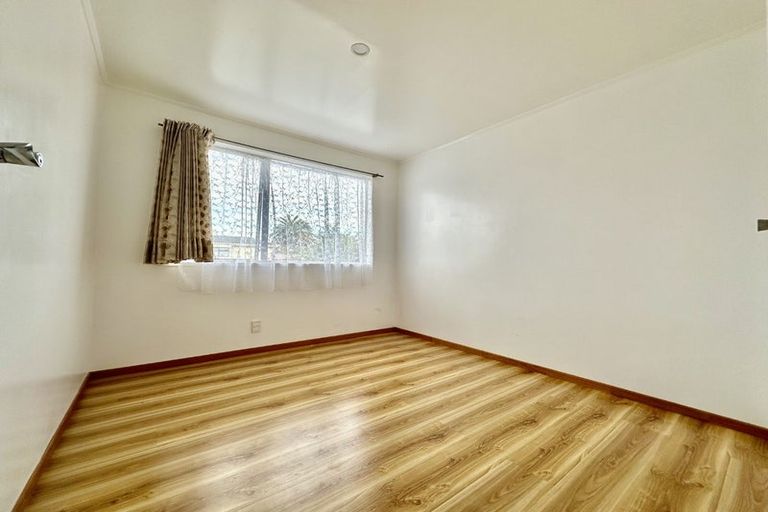 Photo of property in 57 Hyperion Drive, Randwick Park, Auckland, 2105