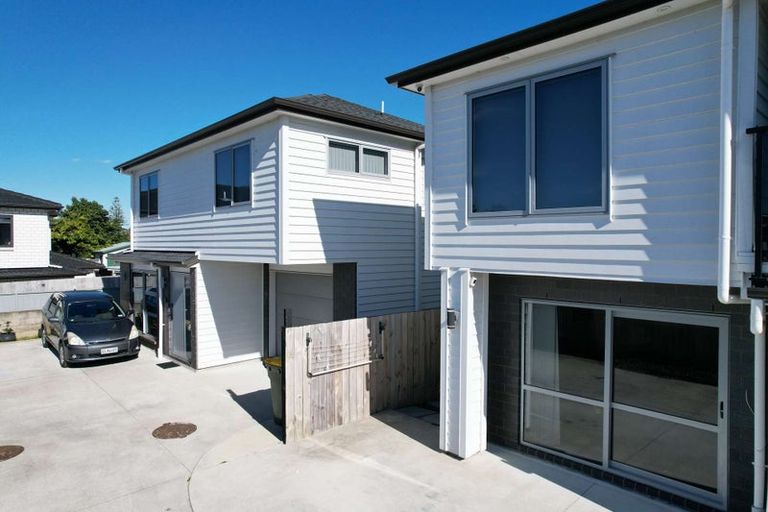 Photo of property in 2/267c Shirley Road, Papatoetoe, Auckland, 2025