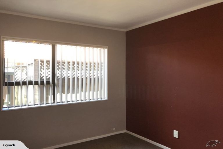 Photo of property in 1/32 Eastridge Court, Northpark, Auckland, 2013