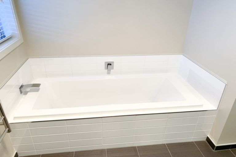 Photo of property in 3 Awarua Road, Pegasus, 7612