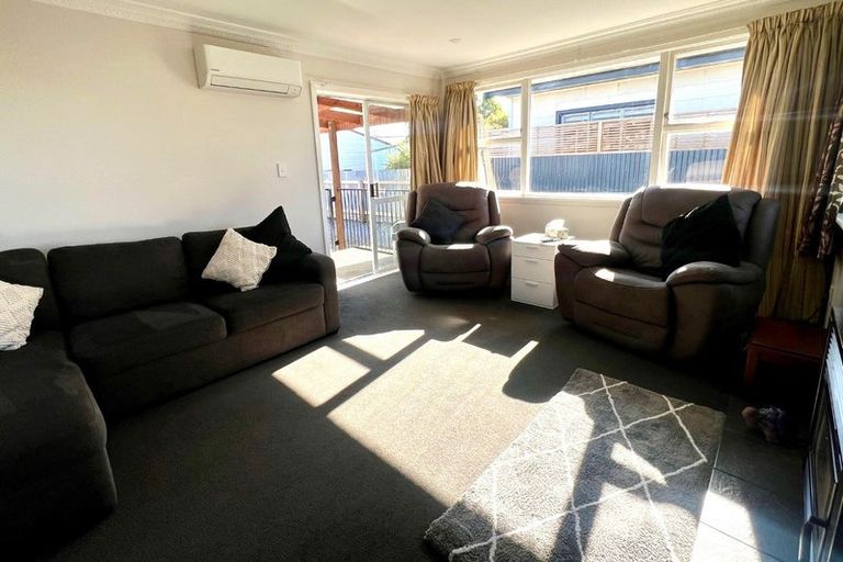 Photo of property in 35 Ormsby Street, Temuka, 7920