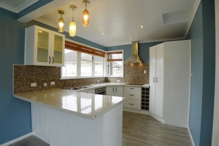 Photo of property in 88 Swaffield Road, Papatoetoe, Auckland, 2025