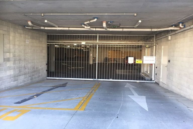 Photo of property in 24/4u Seaview Road, Paraparaumu Beach, Paraparaumu, 5032