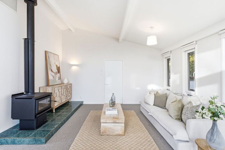 Photo of property in 6 Camelot Street, Ilam, Christchurch, 8041