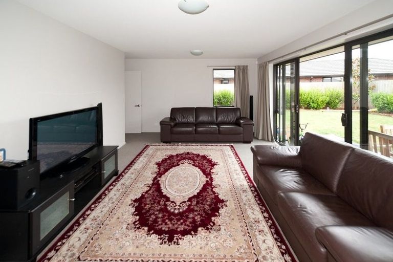 Photo of property in 1 Duggan Close, Rolleston, 7614