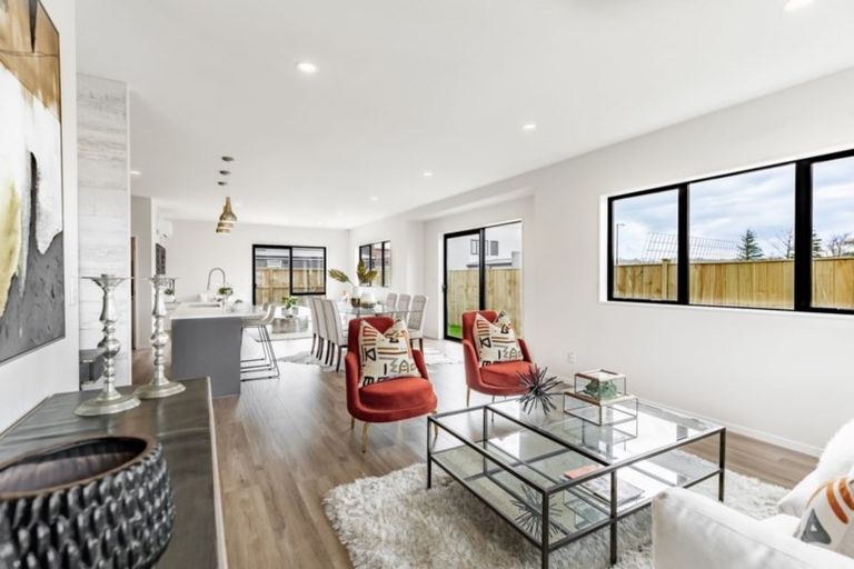 Photo of property in 11 Zadar Street, Kumeu, 0810