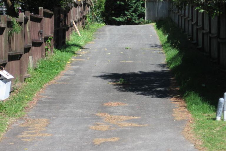 Photo of property in 40 Topliss Drive, Northcross, Auckland, 0632