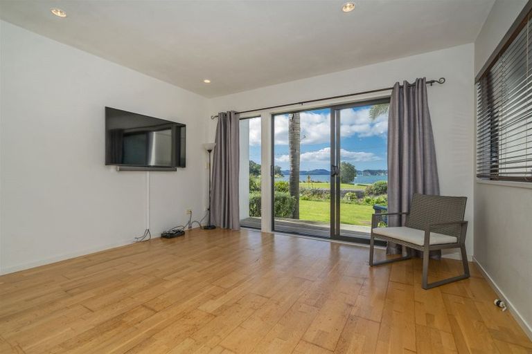 Photo of property in 27/1 Centennial Drive, Whitianga, 3510